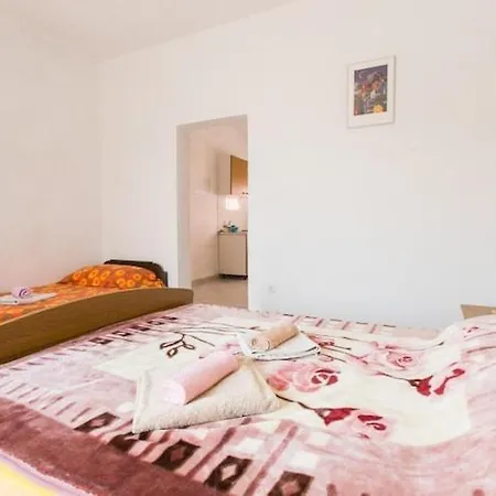 Apartmetns Franka Saplunara-one-bedroom With Terrace And Sea View No2 * Saplunara