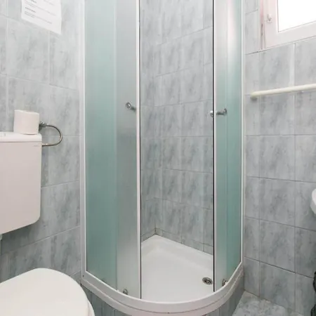 Apartmetns Franka Saplunara-one-bedroom With Terrace And Sea View No2 Appartement